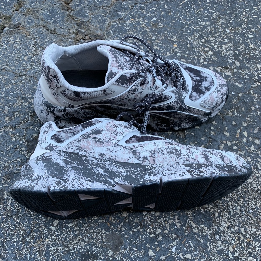 Under Armour UA ForgeDisrupt Cement Moon Men Sz 10